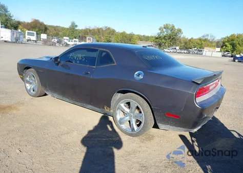 2014 Dodge Challenger Sxt Plus z USA, uszkodzony, nr VIN 2C3CDYAG3EH160733